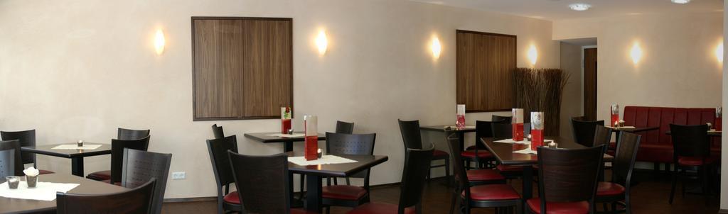 Hotel&Restaurant Lamm Mosbach  Extérieur photo
