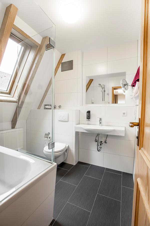 Hotel&Restaurant Lamm Mosbach  Extérieur photo