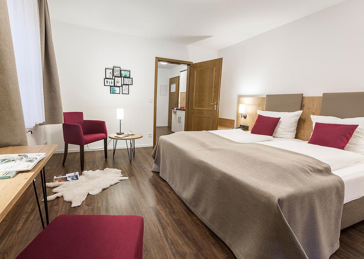 Hotel&Restaurant Lamm Mosbach  Extérieur photo