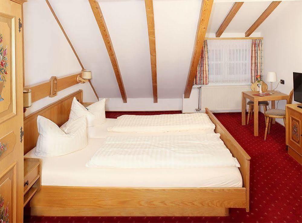 Hotel&Restaurant Lamm Mosbach  Extérieur photo