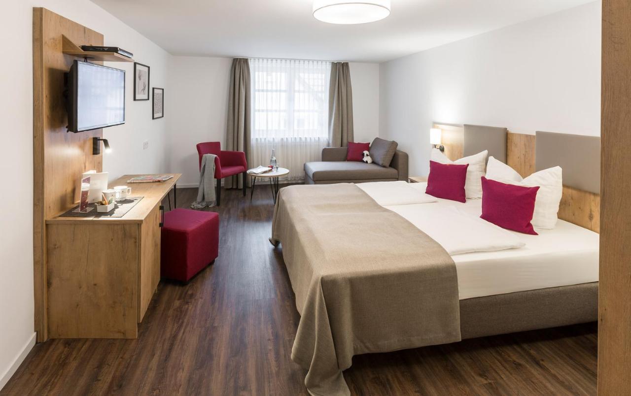 Hotel&Restaurant Lamm Mosbach  Extérieur photo