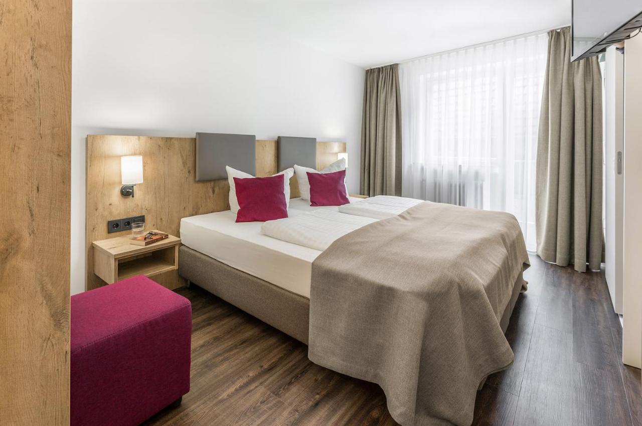 Hotel&Restaurant Lamm Mosbach  Extérieur photo