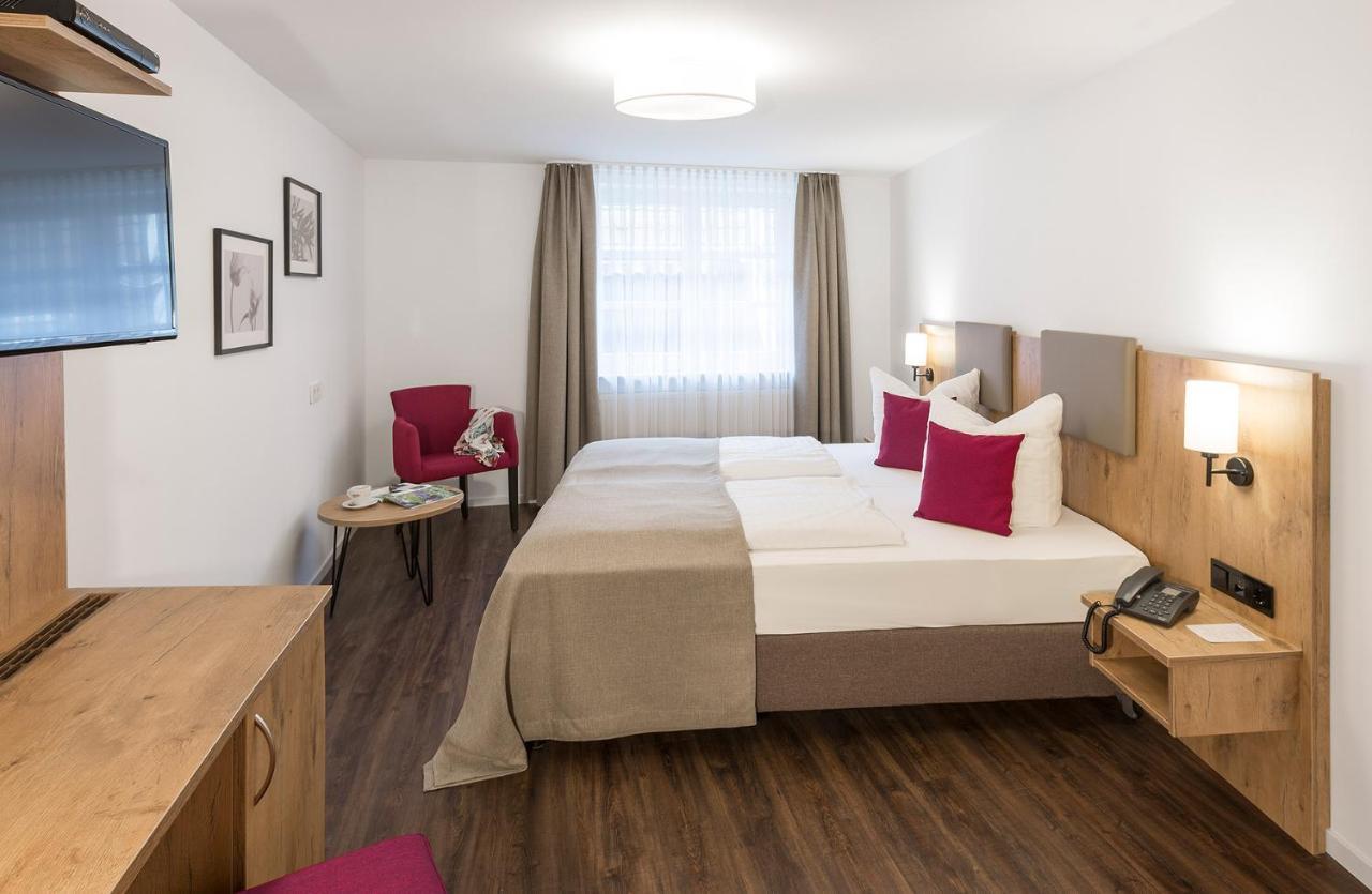 Hotel&Restaurant Lamm Mosbach  Extérieur photo