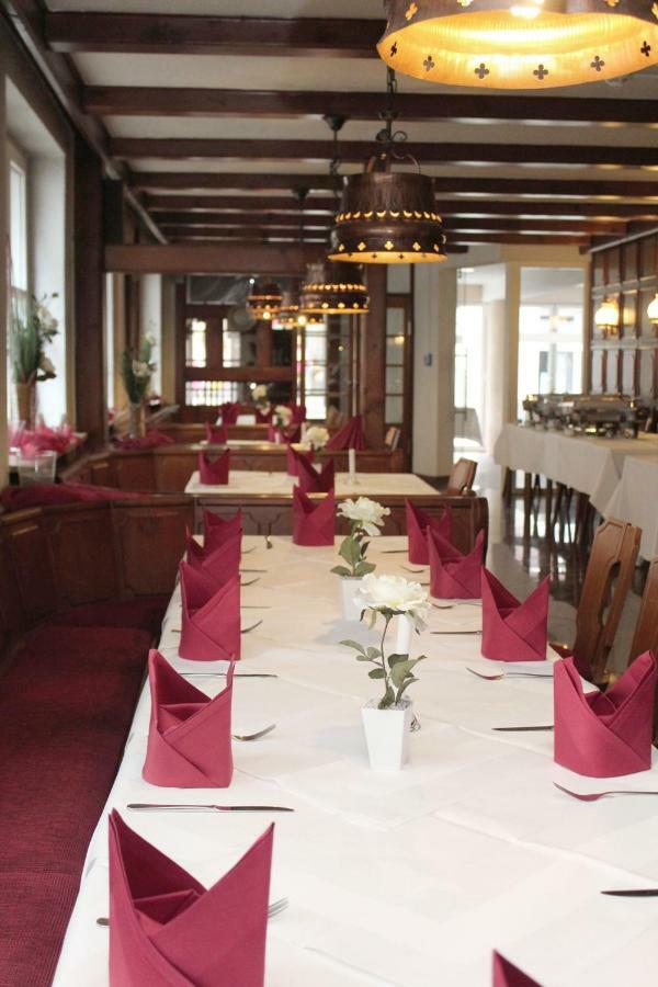 Hotel&Restaurant Lamm Mosbach  Extérieur photo